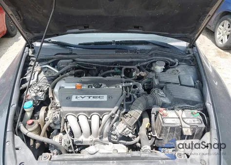 2006 Honda Accord 2.4 Ex from USA, damaged, VIN 1HGCM56886A050497